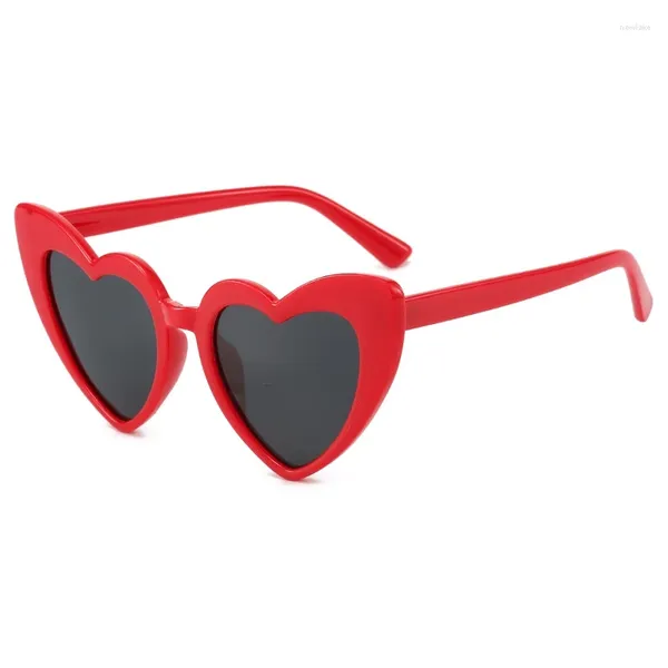 Lunettes de soleil Fashion Love Heart Femmes Rétro Big Frame Shades UV400 Marque Designer Tendance Hommes Lunettes de soleil Unique Lunettes d'extérieur