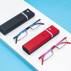 Zonnebril Fashion Style Kleine half-frame leesbril Ultralight helder verziend draagbaar cadeau voor oude mannen en vrouwen met etui