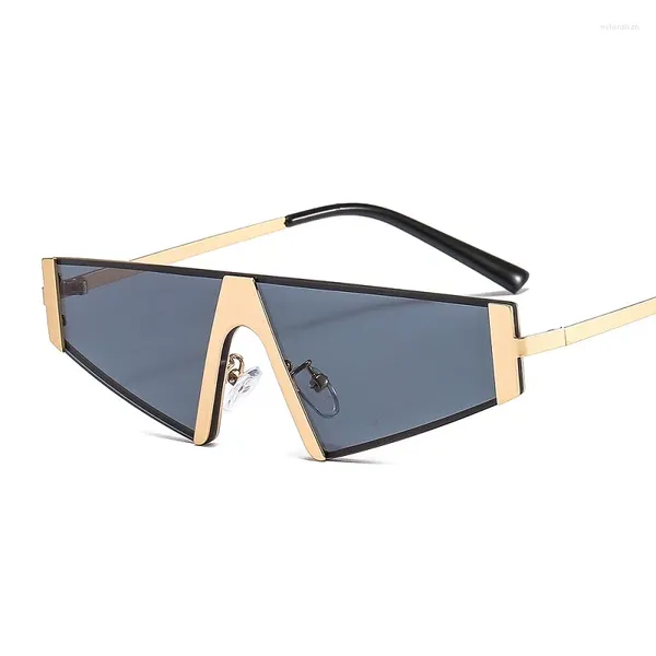 Lunettes de soleil mode Triangle femmes hommes bouclier PC couleur lentille alliage métal cadre concepteur élégant lunettes de soleil UV400