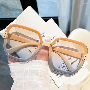 Lunettes de soleil à la mode pour femmes, carrées, haute esthétique, grand cadre dégradé, lunettes de Protection UV pour l'extérieur, UV400