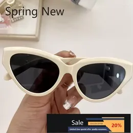 Lunettes de soleil Eye Cat à la mode pour les femmes rétro-Gradient de luxe Grafes de luxe UV400 SE