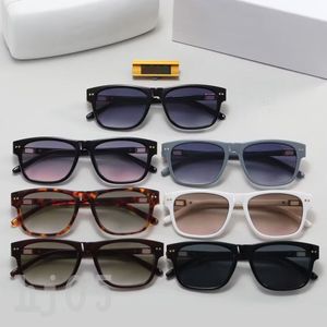 Zonnebrillen voor man UV -bescherming Designer Women bril Meerkleur met vergulde gouden onderdelen Gafas de Sol Ladeis gepolariseerd vierkante zonnebrillen Creative PJ072 B23