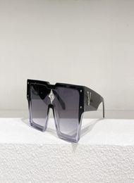 Gafas de sol para el hombre Mujer unisex diseñador goggle beach ciclón deportivo gafas de sol negros millón de diseño UV400 con bo4828267