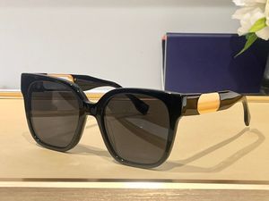 Zonnebril voor mannen en vrouwen Ontwerpers 40063 Stijl Anti-Ultraviolet Retro Brillen Volledig frame Willekeurige doos