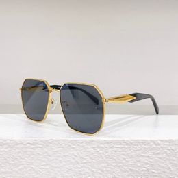 Zonnebrillen voor mannen en vrouwen ontwerpers 56Z-stijl anti-ultraviolette retrobrillen volledig frame met doos 56