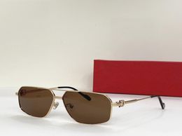 Gafas de sol para hombres y mujeres Estilo de verano 0270S Antiultraviolet Retro Metal Rectangle Fashion Fashion Se anteojos aleatorios 1300890