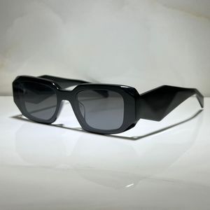 Lunettes de soleil pour hommes et femmes de luxe 17WF style design anti-ultraviolet rétro plaque carrée plein cadre lunettes de mode boîte aléatoire 17W