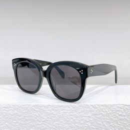 Gafas de sol para hombres Mujeres Verano 4002UN Diseñadores Estilo Anti-Ultravioleta Placa retro Marco completo Caja aleatoria