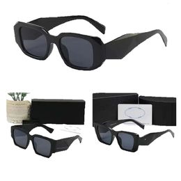 Gafas de sol para gafas de diseñador de mujeres Moda retro para hombres conduciendo al aire libre Protección UV en el marco pequeño para mujeres anteojos con caja Gafas para el Sol de Mujer