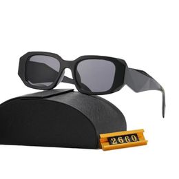 Gafas de sol para mujer, gafas de sol de diseñador, par de gafas para hombre, gafas de estilo clásico atemporal para exteriores, gafas de conducción unisex retro, playa, múltiples tonos con gafas de caja.