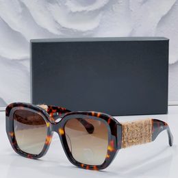 Zonnebrillen voor vrouwen rijden Designer Big Frame zonnebranden stralingsbescherming Zonneglazen beschermen Eyes Anti-UV400 Luxe zonnebril 5512 Goggle-bril