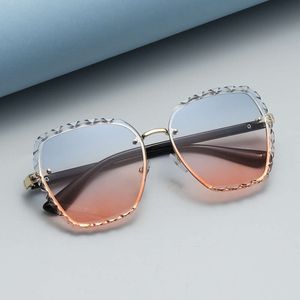 Lunettes de soleil pour femmes, lunettes de soleil en boîte coréenne haut de gamme, lunettes de soleil à grande monture résistantes aux UV à la mode