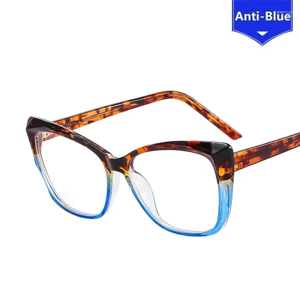 Lunettes de soleil Frames 2024 Couleur Counter Cat Eyes Full Verres Retro Fashion Classic Clôles Femme Grade Clear Lens Spectacle Femmes