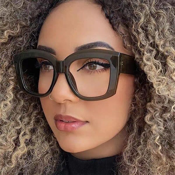 Lunettes de soleil Cadres 2024 Mode Polyvalent Concave Forme Tendance Verre Plat Anti Bleu Lumière Carré Large Jambe Lunettes Cadre Rétro Casual