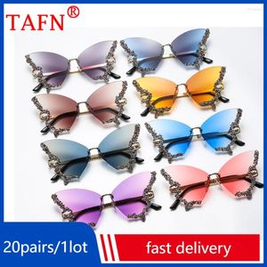 Zonnebrillen frames 20 stks diamanten dames zomer vlinder vorm randloze y2k schattige brillen zonnebril bulk items groothandel veel t11551