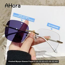 Zonnebrilmonturen Ahora Fashion Pochromic Randloos Afgewerkt Bijziendheid Brilmontuur Met Dioptrie Voor Vrouwen Mannen 2024 Optische Bijziende Brillen