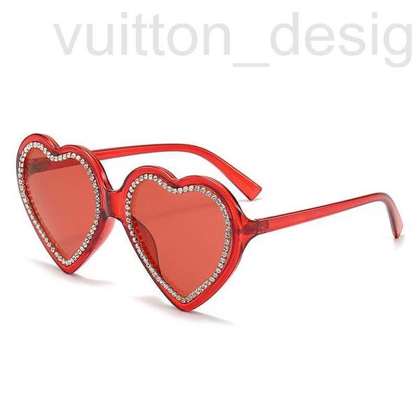 Marcos de gafas de sol de marca de diseñador, gafas de sol con tachuelas en forma de corazón, color melocotón, resistente a los rayos UV, protección solar de color caramelo en forma de corazón AFLS
