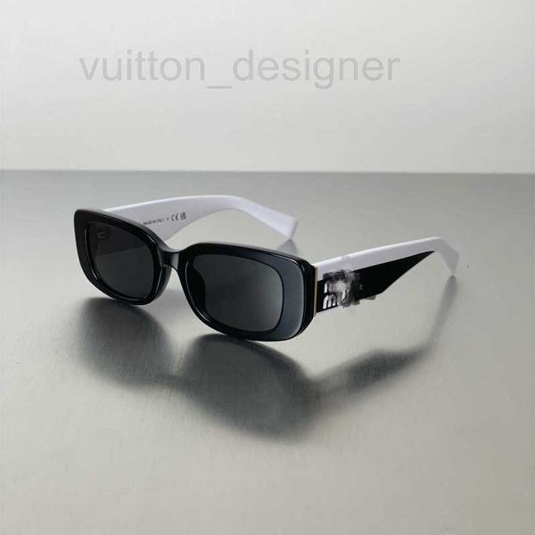 Lunettes de soleil Cadres Designer Marque Miu's pour femmes avec une sensation haut de gamme Panda Noir et Blanc Color Block Ins Box 08y 08MA