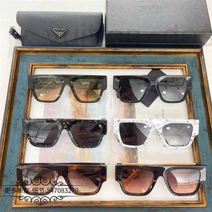 Zonnebrillen Frames Designer Brand P Familie Zonnebril, vrouwelijke stijl Instagram, internet beroemdheid, dezelfde gepersonaliseerde modebox, Color Block Board SPR71 YK5C