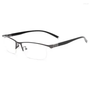 Zonnebrilmonturen F8063 Commerciële Britse Mode Bril Conventionele Wenkbrauwlijn Metalen Plating Bijziendheid Brilmontuur