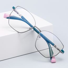 Zonnebrillen Frames GMEI Design Blue Light Blokkerende damesbril met veerscharnieren Vrouwelijke anti -stralingsbescherming Spectacles frame 230325