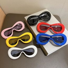 Zonnebril Frames in Ovaal voor Mannen Vrouwen Mode Retro Brand Design Shades Brillen Vrouwelijke Snoep Kleur Goggle Zonnebril 231005