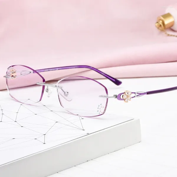 Lunettes de soleil Cadres Design de luxe Femmes Lunettes sans monture Cristal Gradient Coloed Lentilles Rayons ultraviolets Myopie Hyperopie Lunettes Cadre