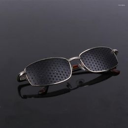 Montures de lunettes de soleil Lunettes à sténopé en métal Lunettes d'exercice Amélioration de la vue Formation de la vision
