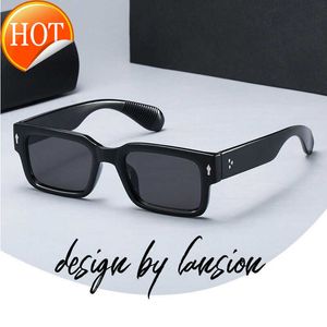 Lunettes de soleil Cadres Rice Nail Square Small Frame Lunettes de soleil pour hommes Femmes à la mode Ruffian et belle personnalité d'ombrage Résistant aux UV