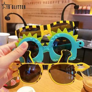 Lunettes de soleil Frames Summer Enfants Summer Dinosaur Cartoon Lunettes de soleil Sunoor Protection de soleil Lunettes de soleil Baby Shade Glasses Kid UV400 Sungass