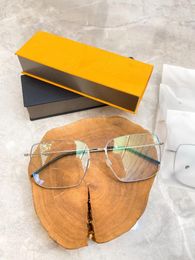 Lunettes de soleil Frames Top Quality Designer Brand Lunes Frame Titanium Ultralight Prescription Myopia Eyeglass for Men LB5511