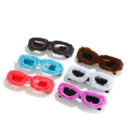 Lunettes de soleil Cadres Tendance Rectangle Femmes Punk Peluche Lunettes de soleil Dames UV400 Nuances Mode Drôle Décor Lunettes 231005