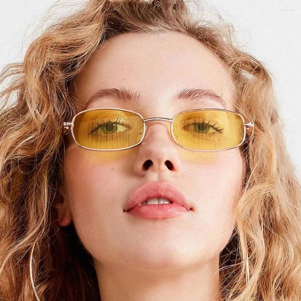 Lunettes de soleil Cadres Vintage Petit Rectangle Femmes Hommes Rétro Cat Lens Eye Lunettes Métal Carré Couleur Été Soleil Tendance Lunettes Candy B3C1