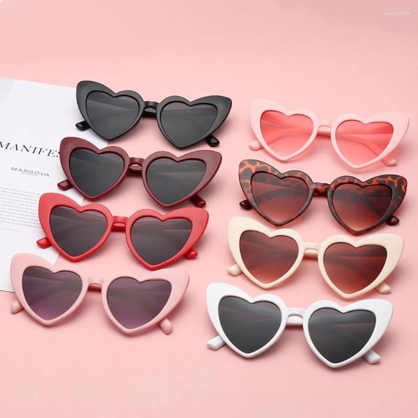 Lunettes de soleil en forme de coeur femmes marque concepteur oeil de chat lunettes de soleil femme mignon rétro amour dames UV400 lunettes