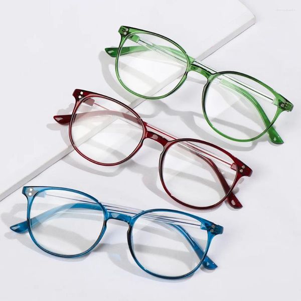 Lunettes de soleil Lunettes de lecture à haute définition Classic Eyeglass Ultralight PC Frames Eyewear Vision Care Presbyopic 1,00- 4.00