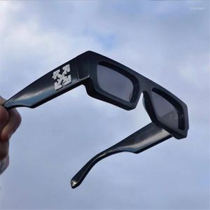 Lunettes de soleil Hip Hop flocon de neige lunettes Uv400 luxe qualité hommes cadre carré femme loisirs crapaud miroir