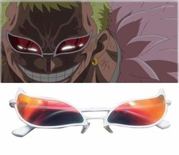 Lunettes de soleil Inscock Fashion de haute qualité Donquixote Doflamingo Cosplay Lunes Anime PVC Funny Christmas Gift7388430