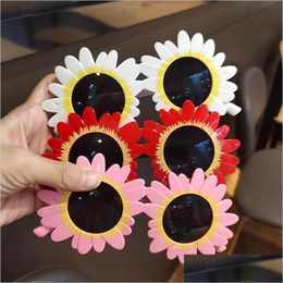 Gafas de sol Niños Daisy Sun Flower Round Anti-UV Gastas Beach Gheas Fiesta de cumpleaños Pogografía 3565 Q2 Drop entrega Accesorios de moda DHK63