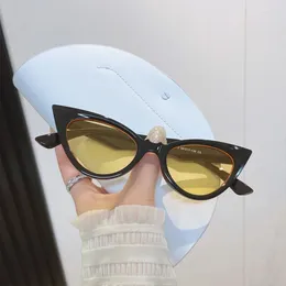 Gafas de sol Moda coreana Vintage Cateye Gafas para mujer Clásico Ojo de gato Mujer UV400 Accesorios de ropa de calle de moda
