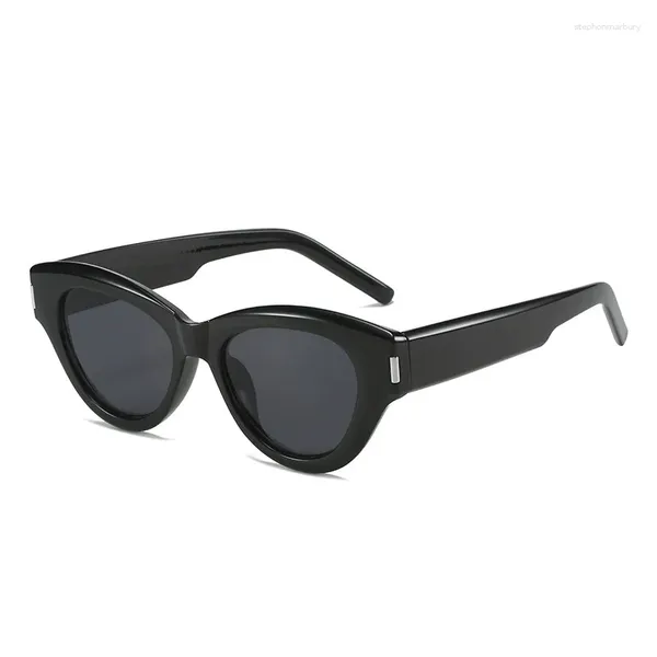 Lunettes de soleil Léopard Imprimé Cat Eye grand cadre Fashion Fashion Fashion Fashion's Riveted Beach Mirrors Cycling Goggles Street