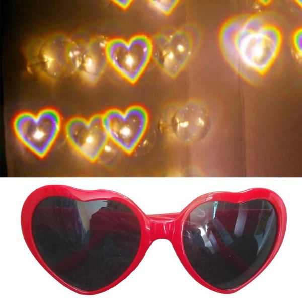 Lunettes de soleil Love Heart Shaped Effects Lunettes Regardez les lumières changer en image la nuit Diffraction Femmes Décoratives EyeweaSunglasses