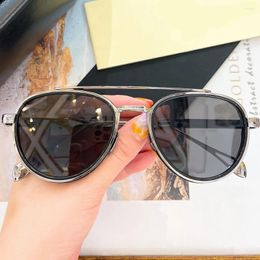 Lunettes de soleil de luxe pour femmes et hommes, bracelet de haute qualité, Style à la mode, verres personnalisables, tendance esthétique faite à la main