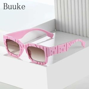 Zonnebril Luxe merk designer vierkante zonnebril nieuwe dames trend punk gepersonaliseerde zonnebril dames contactlenzen J240322