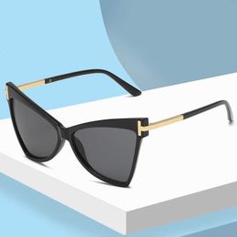 Sonnenbrille Luxus Mode Outdoor Designer Sommer Damen Tom Klassisch Polarisiert Ford Neue Mode T-förmiges Dreieck Damen Straßenfotografie Brille