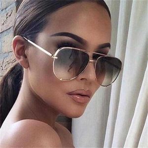 Lunettes de soleil Miroir de luxe Lunettes de soleil Fashion Plat Top Gold Gold Glasses Femmes Men Ombes UV400 SUN VERRES FEMMES GAFAS DE SOL G230223 276G