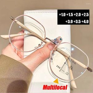 Lunettes de soleil Luxury Progressive Multifocal Reading Lunes Ultralight Metal Frame Anti Blue Light Presbyopie Eyeglass Prescription Eyewear