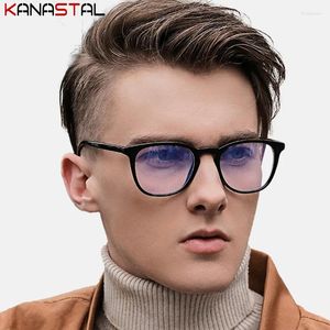 Lunettes de soleil Men Blue Blocage de linge Lunettes de lecture rétro Square TR90 CEPOLLES D'ordinateur Cadre Femmes Lens optique ultraliers Myopie Eyewear