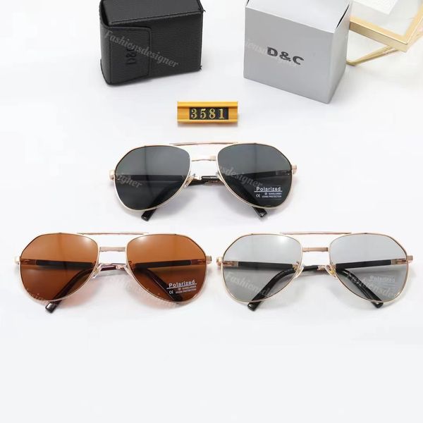 Gafas de sol para hombre, gafas de sol de diseño, gafas de sol de corte diagonal, protección UV400 plegable DC, lente marrón negra, montura dorada, gafas de sol para hombre al por mayor