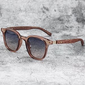Lunettes de soleil hommes Vintage cadre en bois marque classique lunettes de soleil carrées revêtement lentille conduite lunettes pour femmes hommes