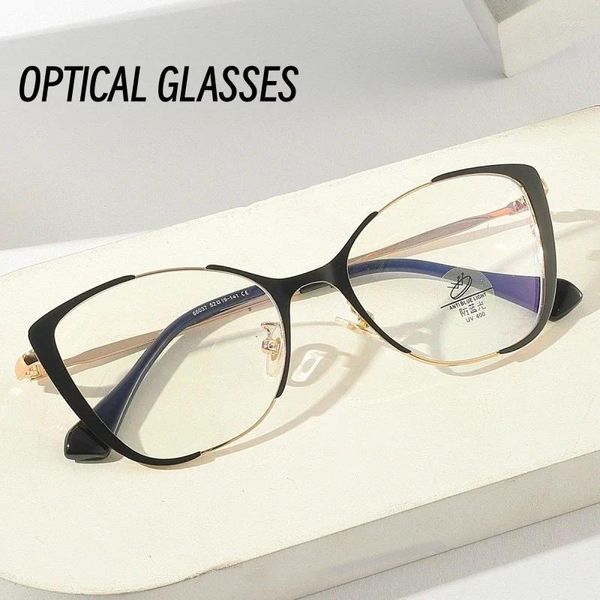 Lunettes de soleil Cadre métallique anti-radiation verres optiques dames conception de l'œil de chat Plour Eyewear Vintage Ultra-Light Clear Lens Eyeglass